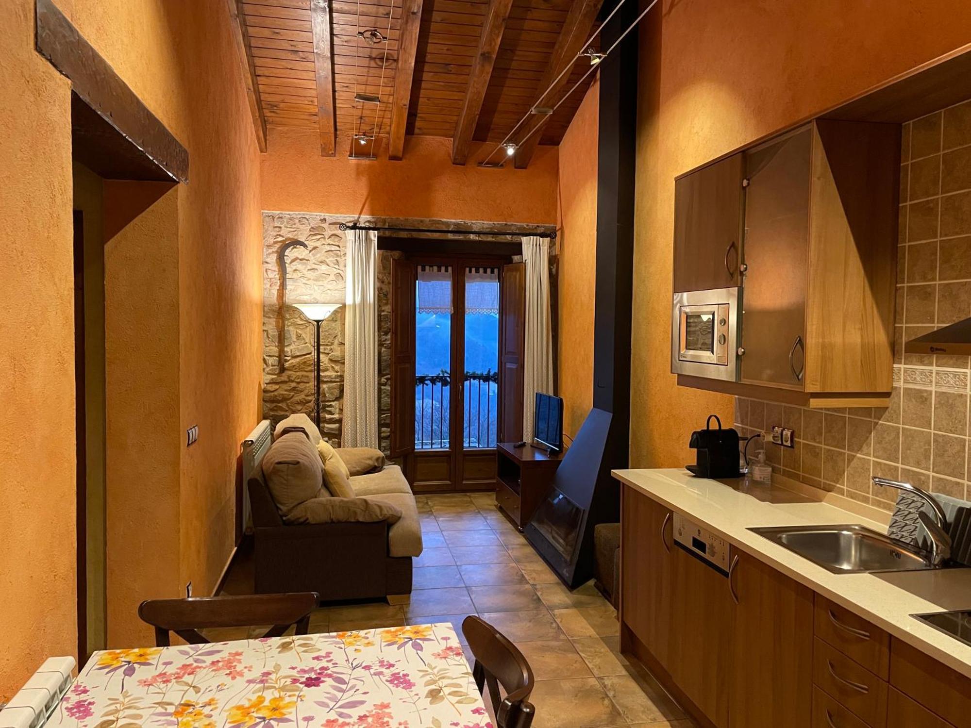 Aparthotel La Casassa De Ribes 3*