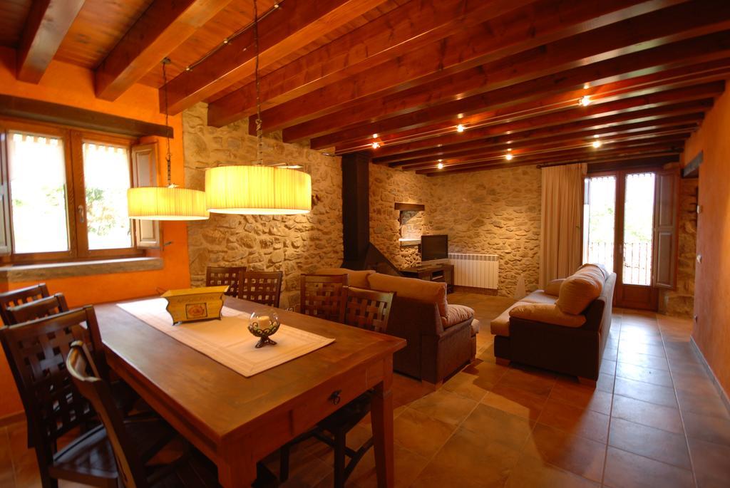 La Casassa De Ribes Aparthotel 3*